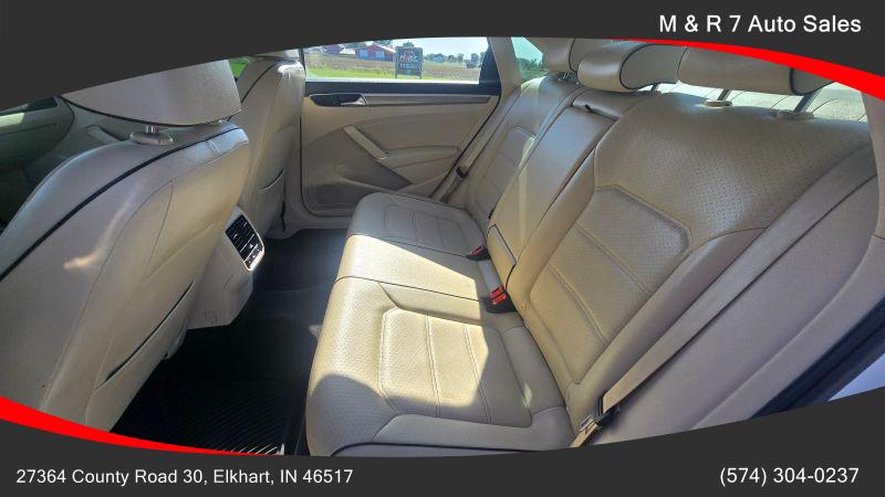 2017 Volkswagen Passat 1.8T SE