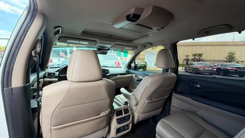 2022 Honda Pilot 2WD Touring 7 Passenger