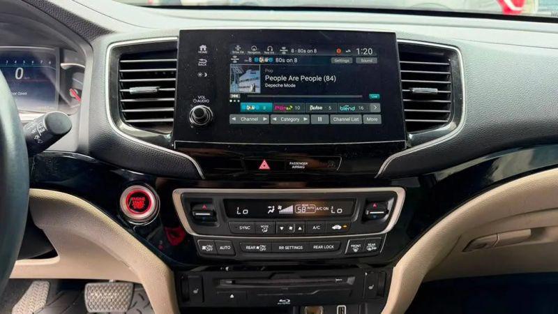 2022 Honda Pilot 2WD Touring 7 Passenger