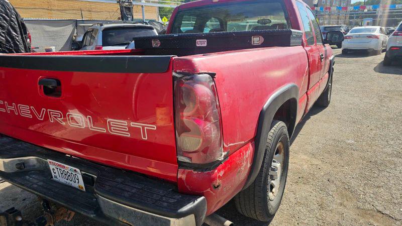 2003 Chevrolet Silverado 1500 Base