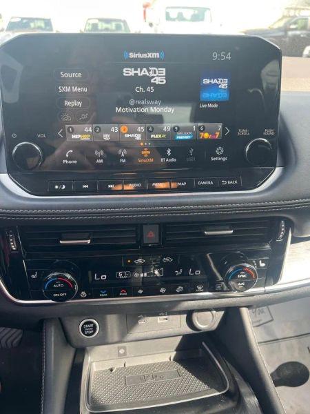2022 Nissan Rogue Platinum FWD