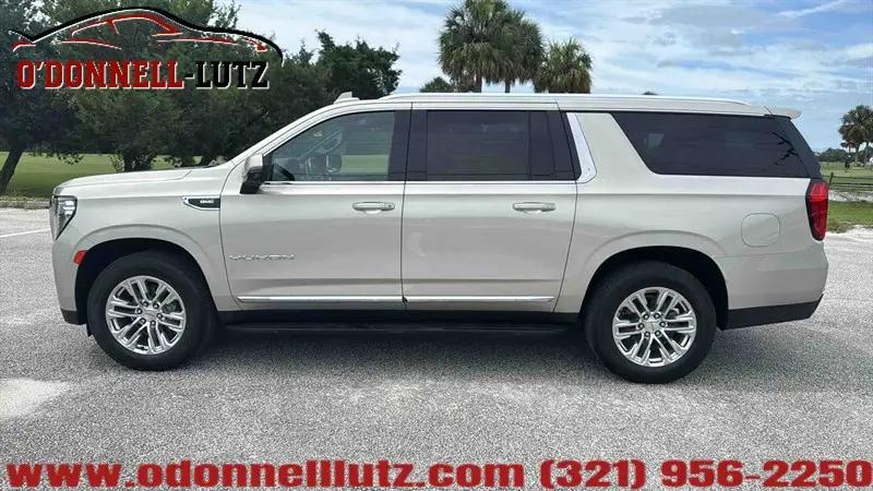 2021 GMC Yukon XL 4WD SLT