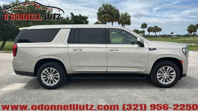 2021 GMC Yukon XL 4WD SLT