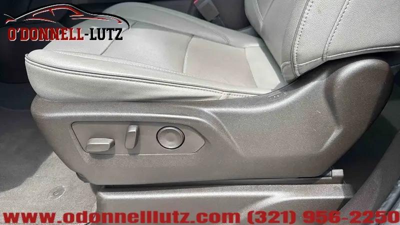 2021 GMC Yukon XL 4WD SLT