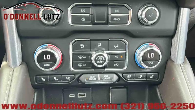 2021 GMC Yukon XL 4WD SLT