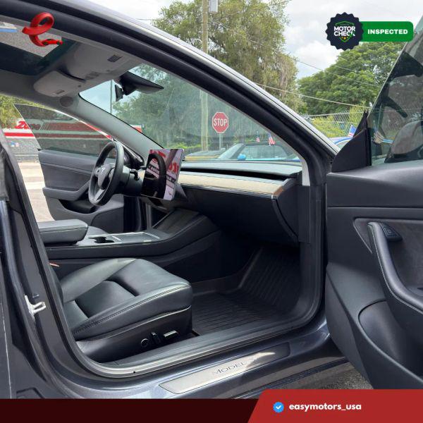 2021 Tesla Model 3 Standard Range Plus Rear-Wheel Drive