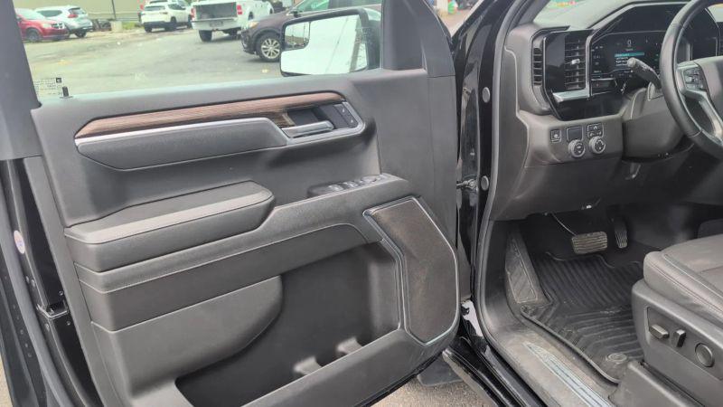 2025 Chevrolet Silverado 1500 2WD Crew Cab Short Bed LT