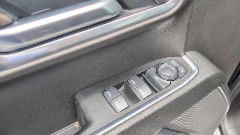 2025 Chevrolet Silverado 1500 2WD Crew Cab Short Bed LT