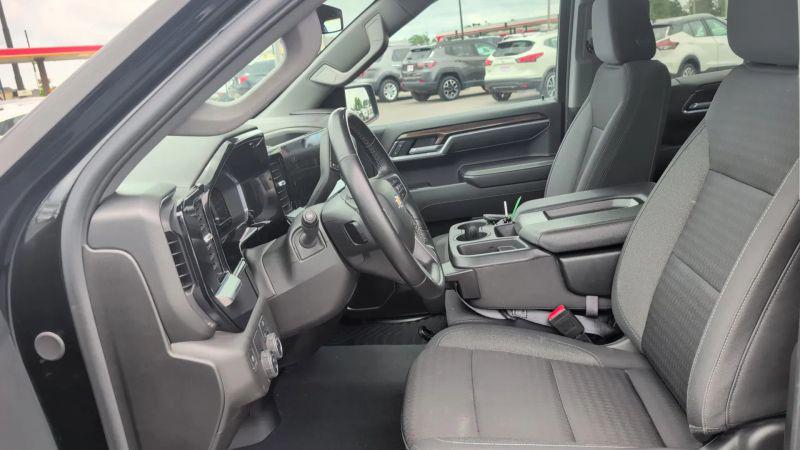 2025 Chevrolet Silverado 1500 2WD Crew Cab Short Bed LT