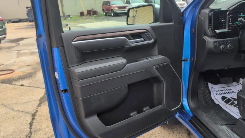 2025 Chevrolet Silverado 1500 4WD Crew Cab Standard Bed LT