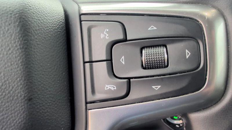 2025 Chevrolet Silverado 1500 4WD Crew Cab Standard Bed LT