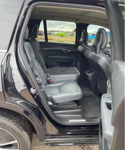 2020 Volvo XC90 T6 Momentum 7 Passenger