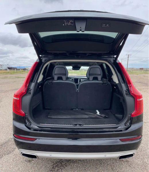 2020 Volvo XC90 T6 Momentum 7 Passenger