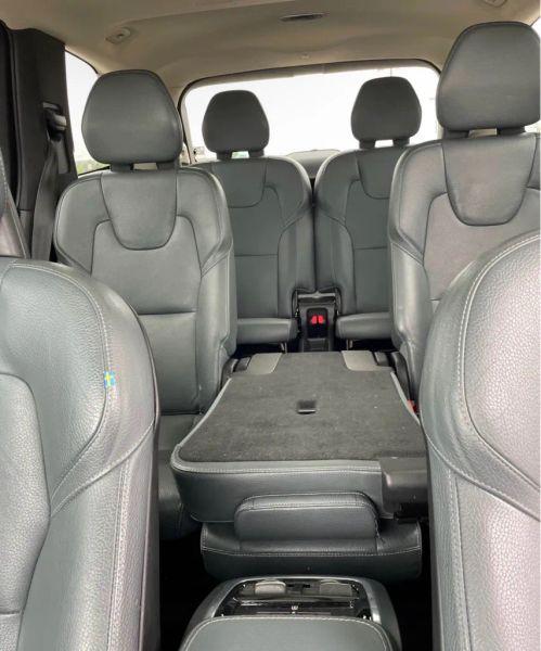 2020 Volvo XC90 T6 Momentum 7 Passenger