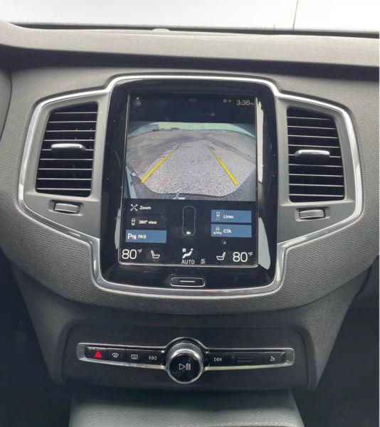 2020 Volvo XC90 T6 Momentum 7 Passenger