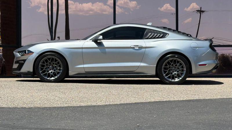 2021 Ford Mustang Base