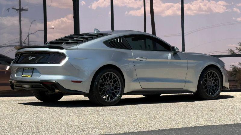 2021 Ford Mustang Base