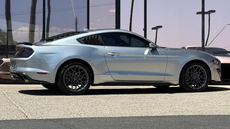 2021 Ford Mustang Base