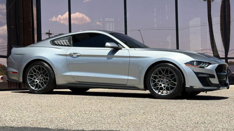 2021 Ford Mustang Base