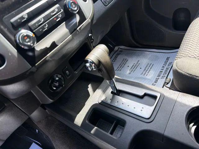 2017 Nissan Frontier SV