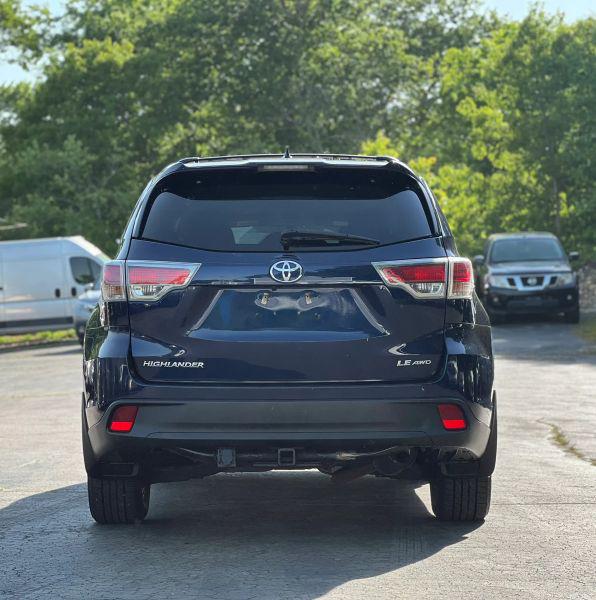 2016 Toyota Highlander LE Plus V6