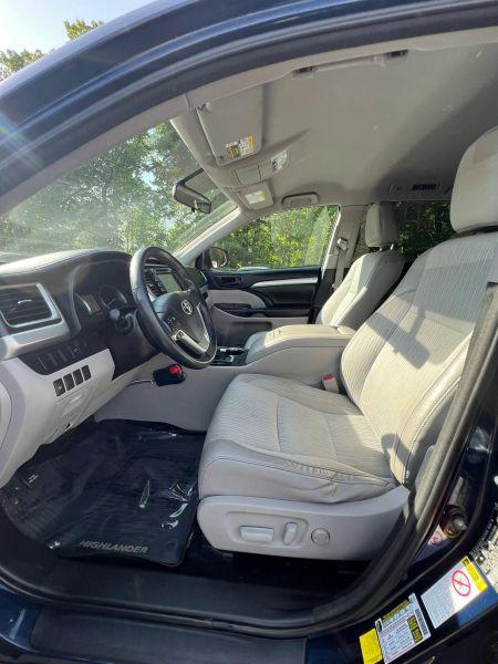 2016 Toyota Highlander LE Plus V6