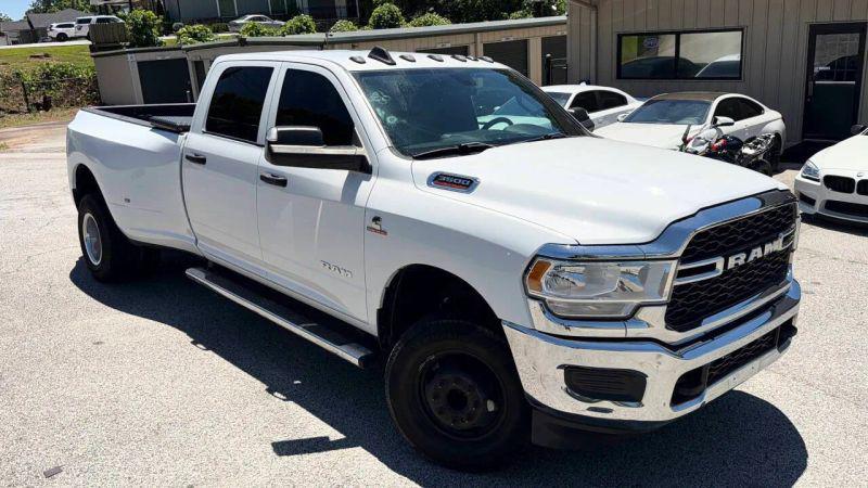 2021 Ram 3500 Tradesman Crew Cab 4x4 8' Box