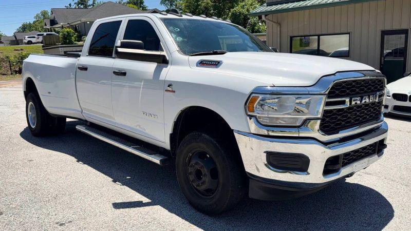 2021 Ram 3500 Tradesman Crew Cab 4x4 8' Box