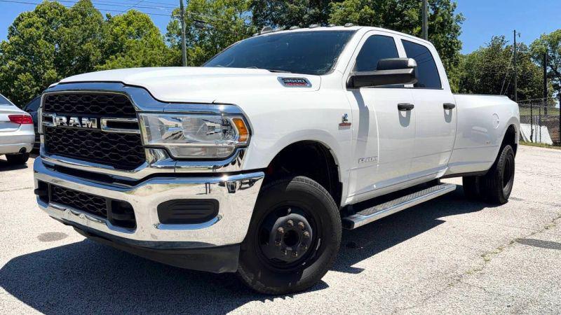 2021 Ram 3500 Tradesman Crew Cab 4x4 8' Box