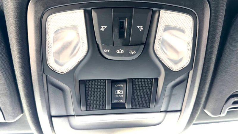 2021 Ram 3500 Tradesman Crew Cab 4x4 8' Box