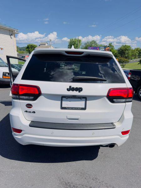2020 Jeep Grand Cherokee Altitude 4x4