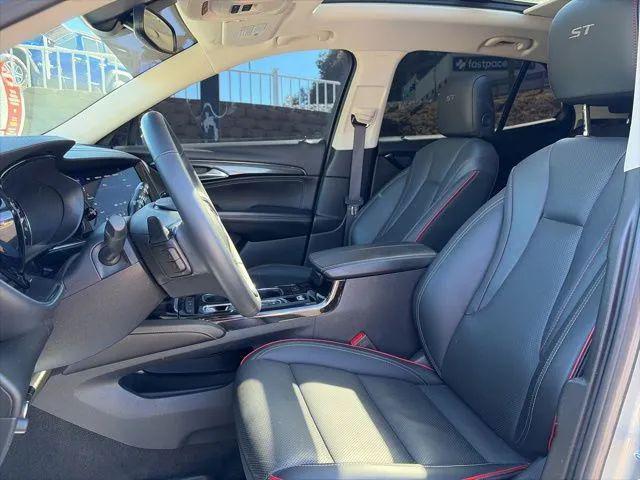 2023 Buick Envision Essence FWD