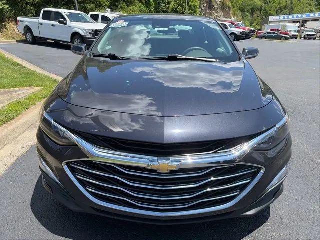 2022 Chevrolet Malibu FWD 1FL