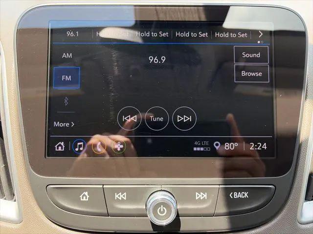 2022 Chevrolet Malibu FWD 1FL