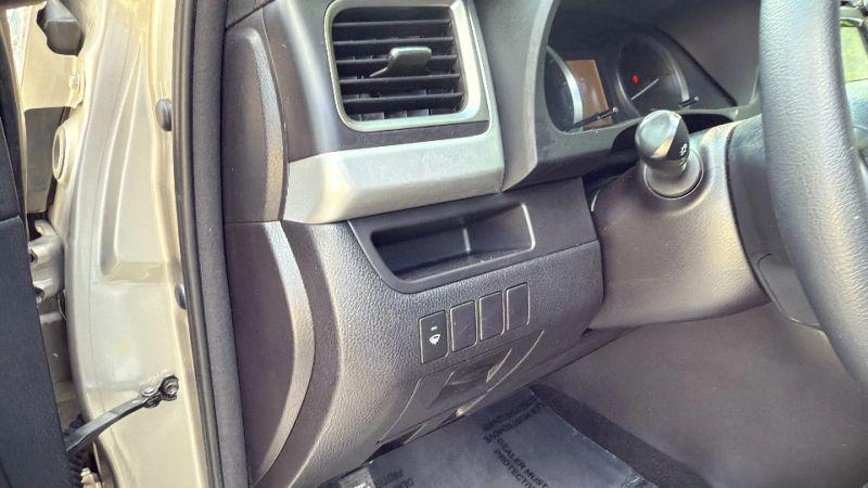 2016 Toyota Highlander LE
