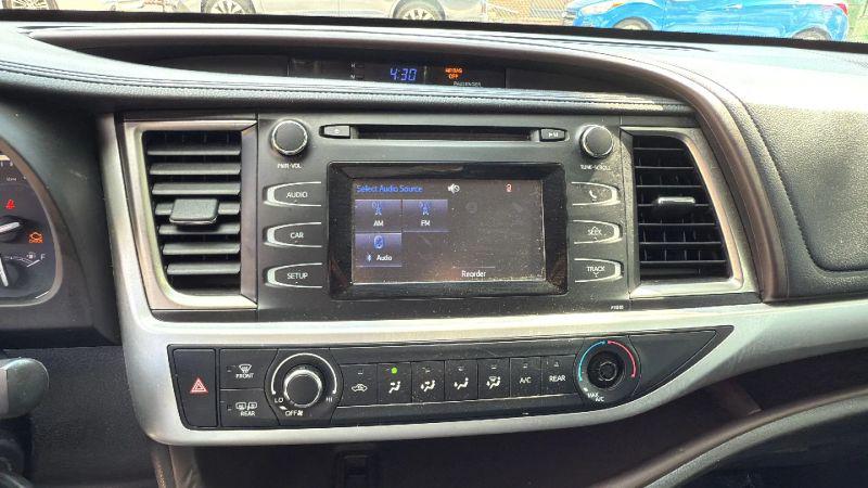 2016 Toyota Highlander LE