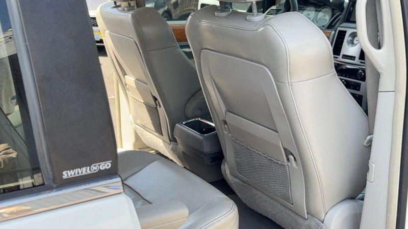 2008 Chrysler Town & Country Limited