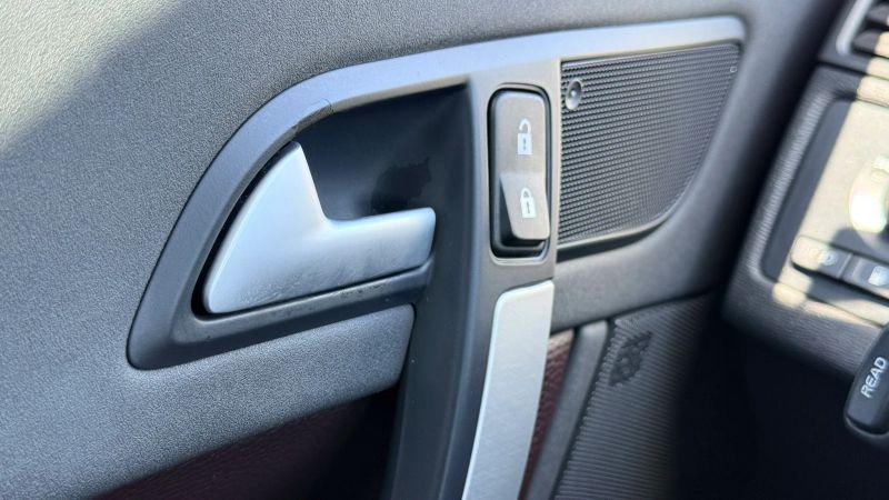 2012 Volvo C70 T5