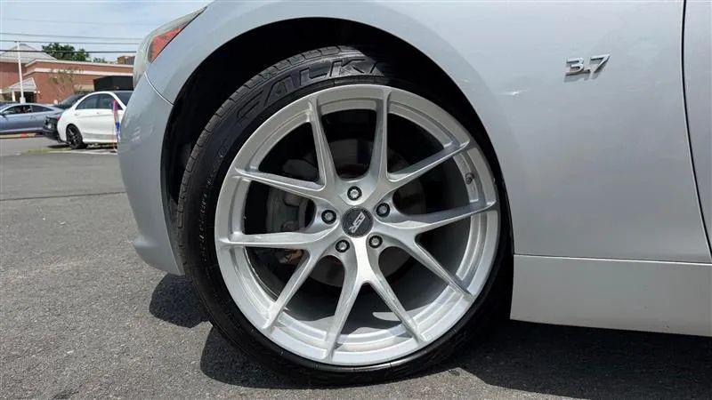 2015 INFINITI Q50 Premium