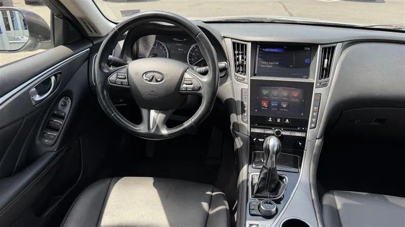 2015 INFINITI Q50 Premium