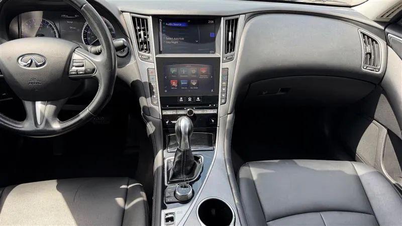 2015 INFINITI Q50 Premium