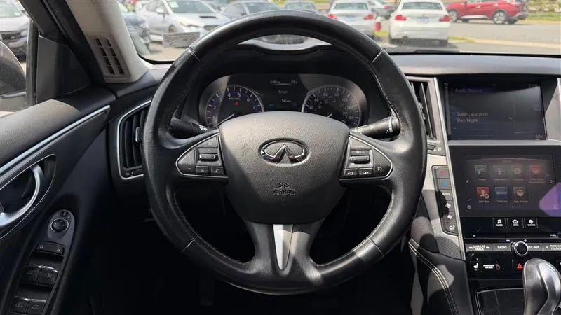 2015 INFINITI Q50 Premium