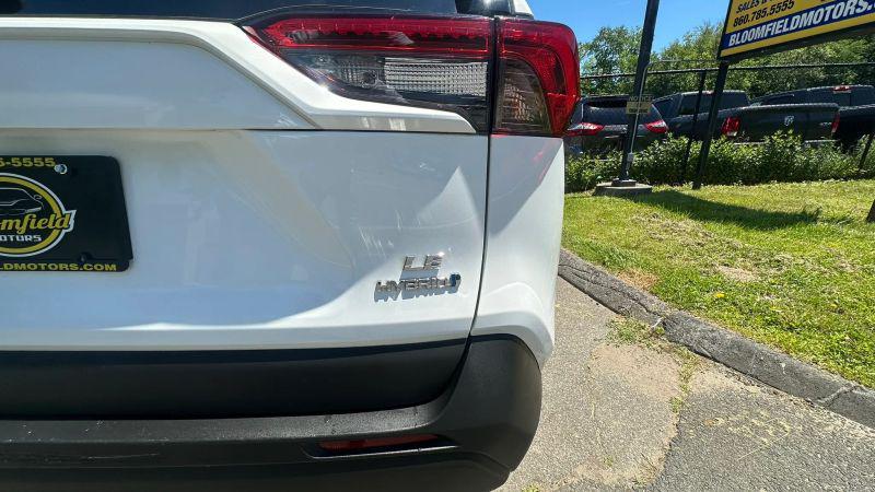 2022 Toyota RAV4 Hybrid LE