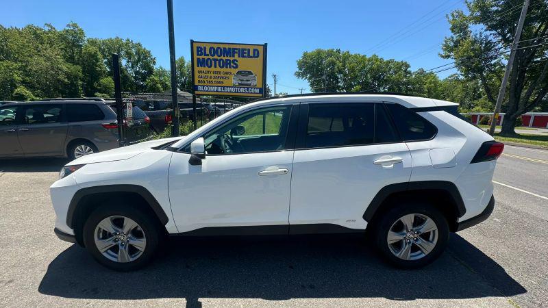 2022 Toyota RAV4 Hybrid LE