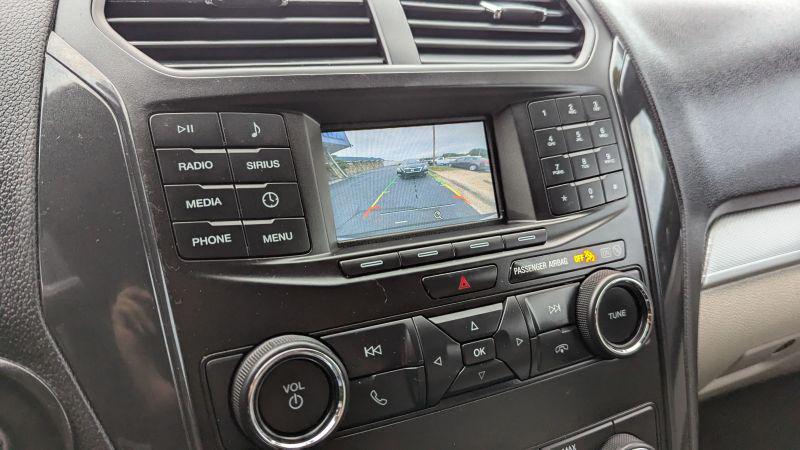 2018 Ford Explorer Base