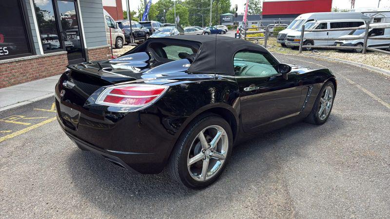 2007 Saturn Sky Red Line