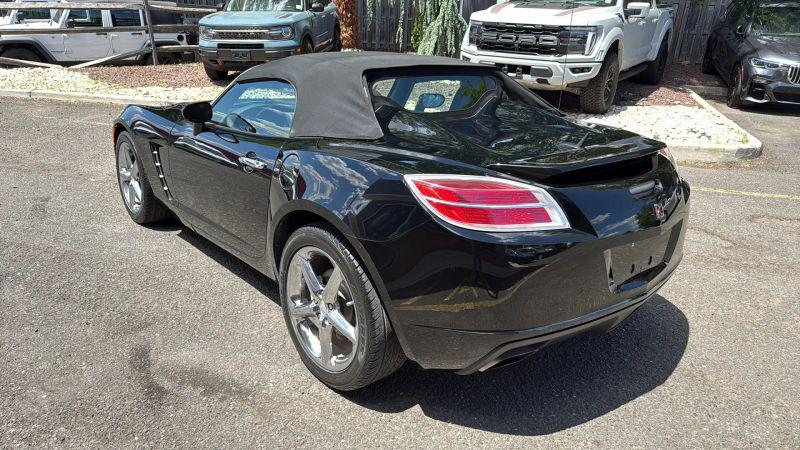 2007 Saturn Sky Red Line
