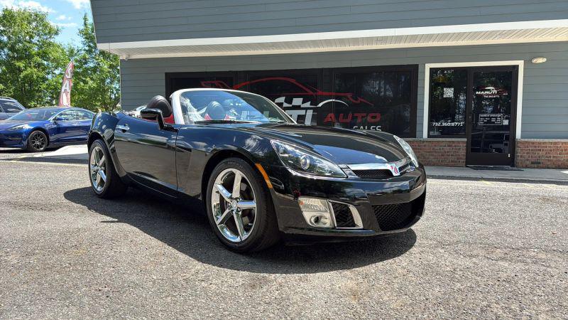 2007 Saturn Sky Red Line