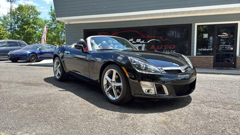 2007 Saturn Sky Red Line