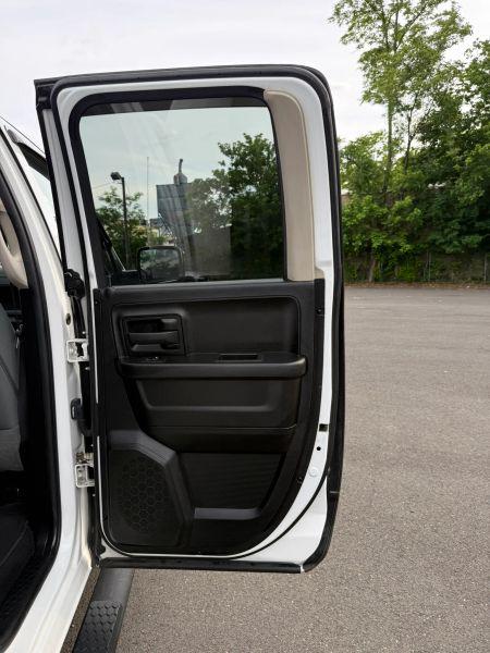 2019 Ram 1500 Classic Express Quad Cab 4x4 6'4" Box
